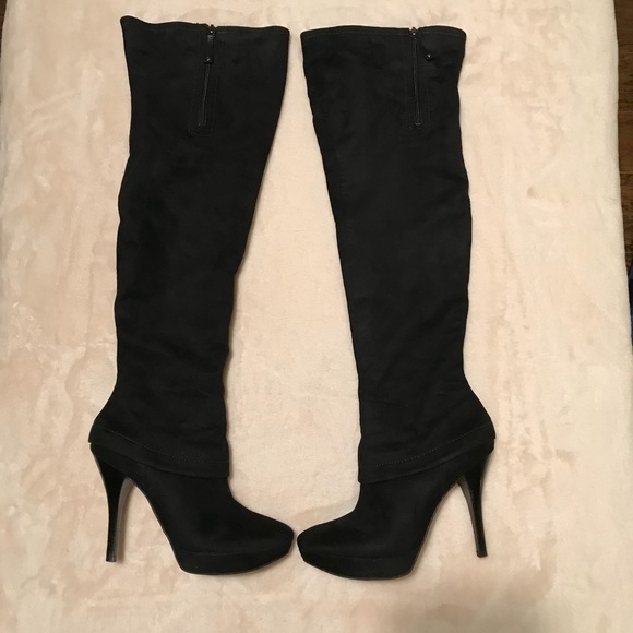 🎊SOLD🎊 Guess Boots - Picture 2 of 4